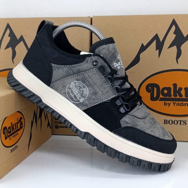 Dakırs 582 Trekking Bot Füme